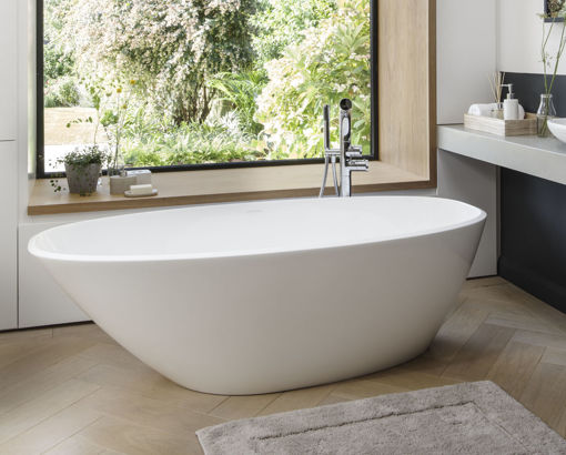 Picture of Victoria + Albert Mozzano F/Stand Oval Bath Black 1644 x 743